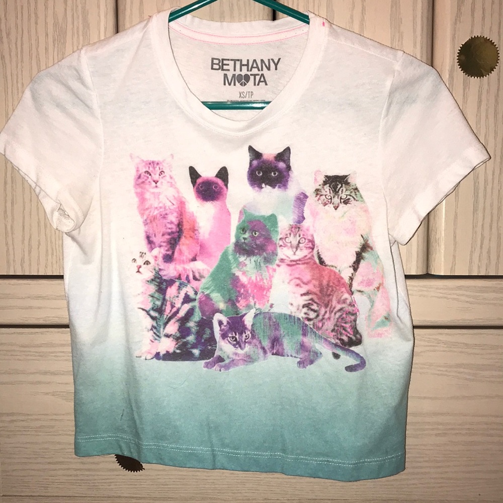 Bethany mota/Aeropostale colorful cat crop top